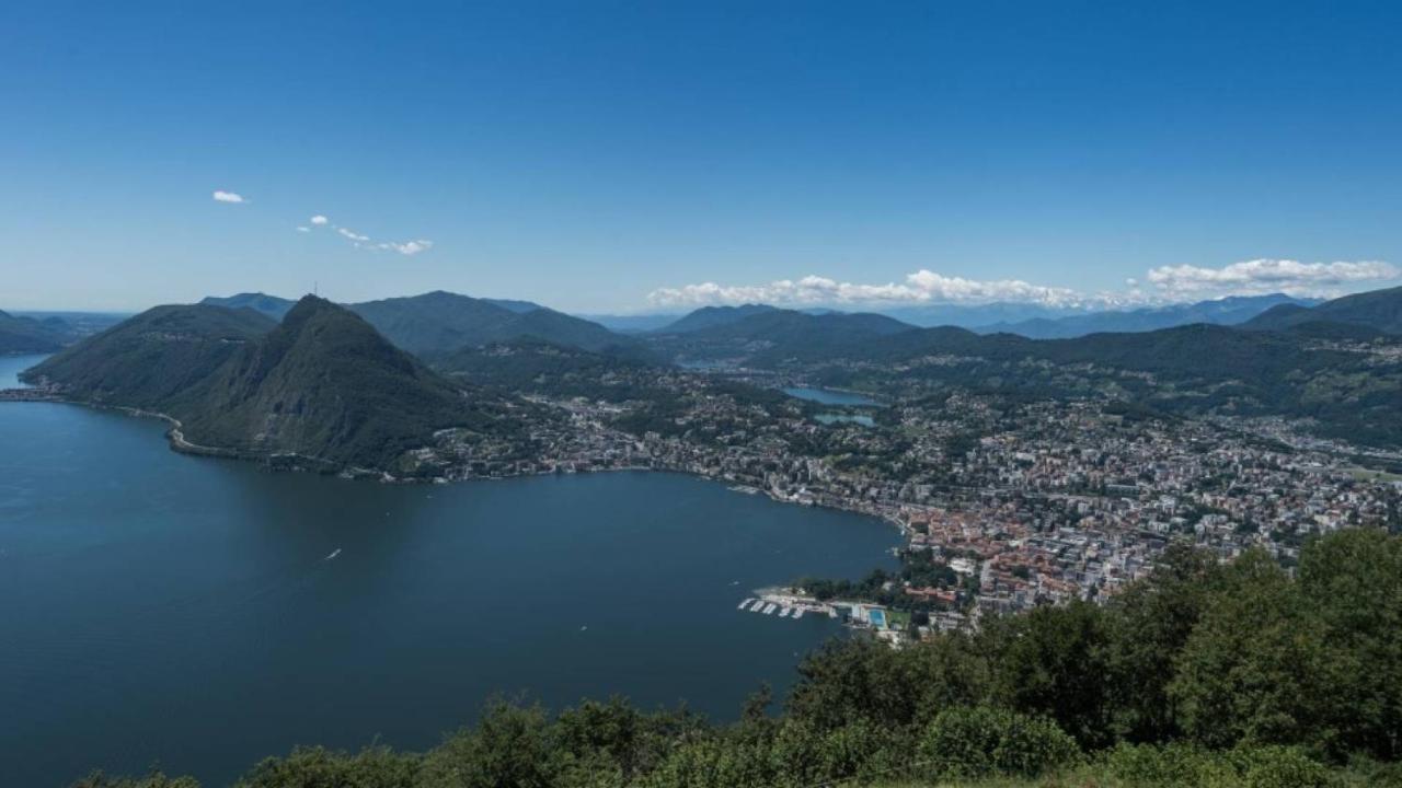 Lugano Lido - Modern And Cozy 2 Bedroom 2 Bathroom Apartment With Top Masterchef Kitchen At The Lugano Lido Touristic And Convention Area. Dış mekan fotoğraf